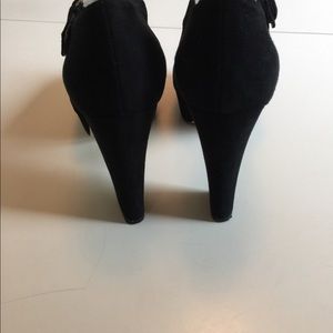 Michael Kors Shoes - Michael Kors shoes Michael Kors Shoes - Michael Kors shoes